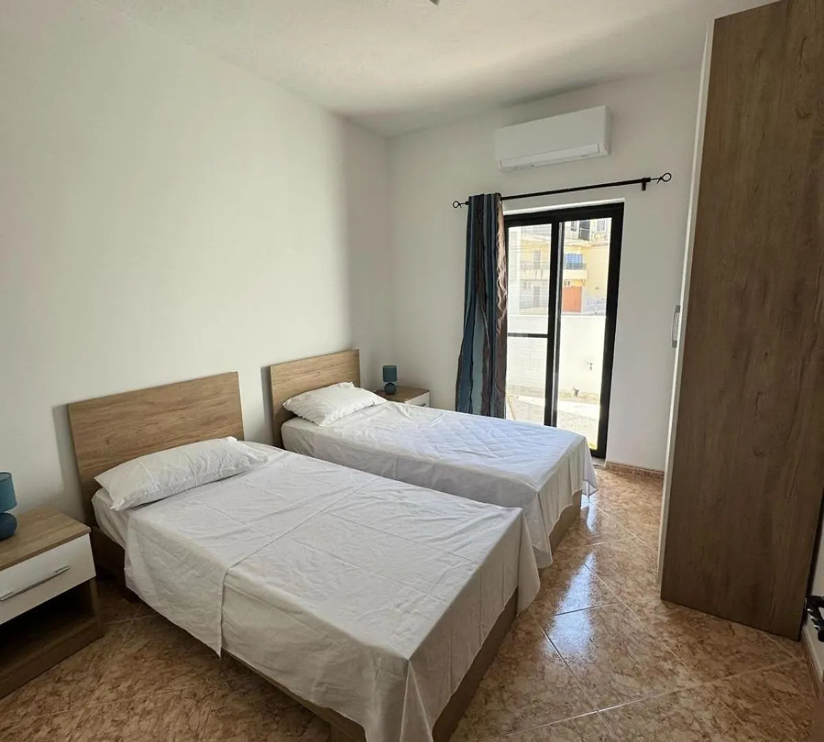 Bright & Spacious Beachside Apartment By Sf Homes Marsaskala Malta