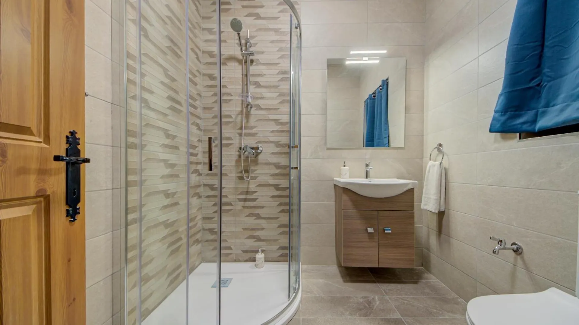 Bright & Spacious Beachside Apartment By Sf Homes Marsaskala 0*,  Malta